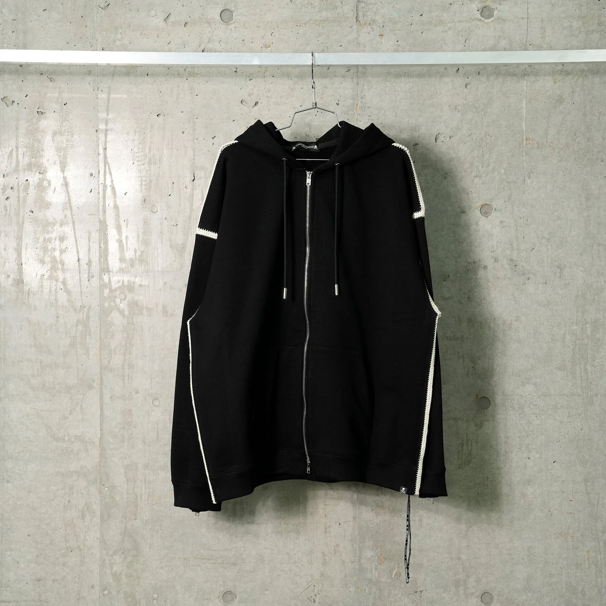 CROSS-STITCH ZIP-UP HOODIE (SW006) / 012:BLACK