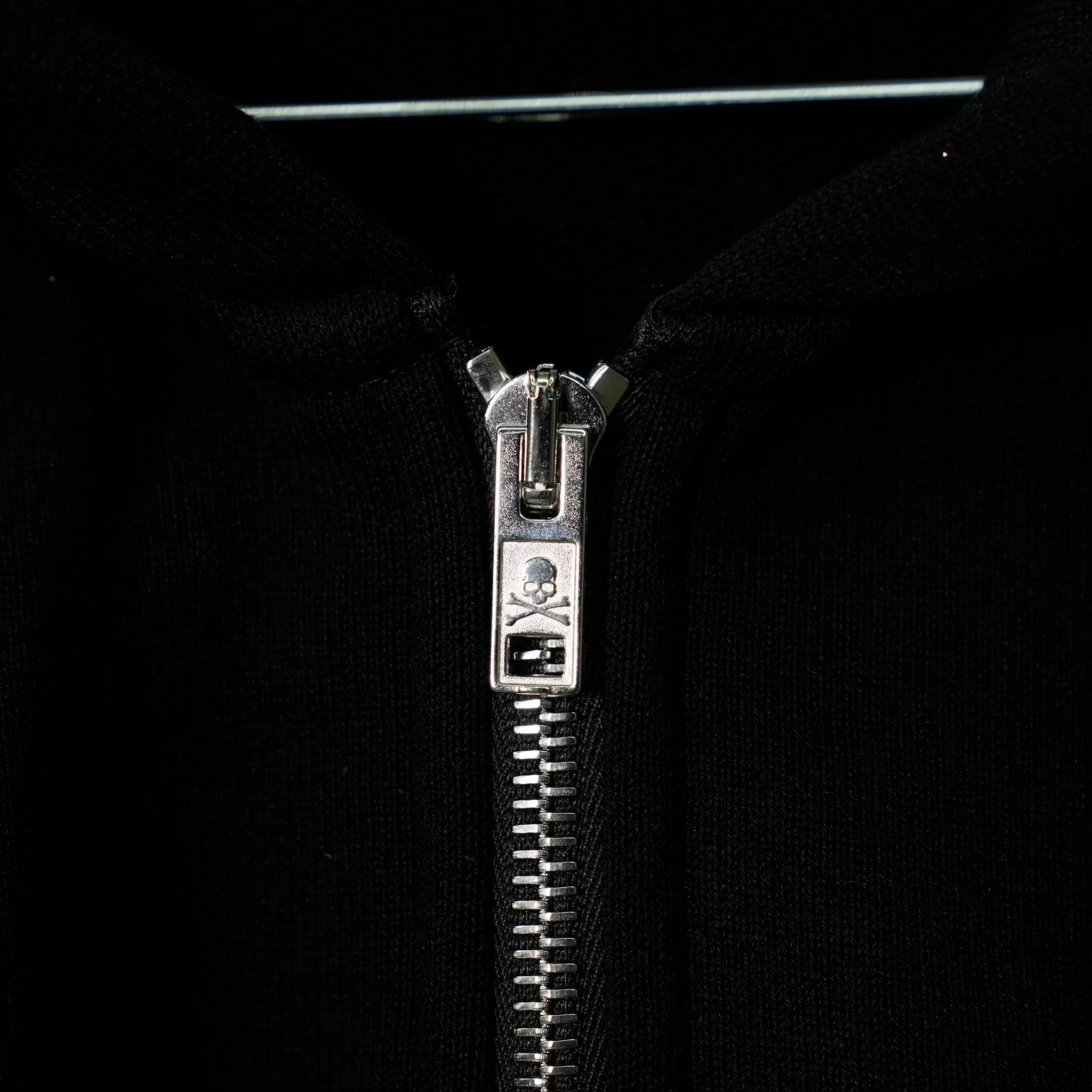 CROSS-STITCH ZIP-UP HOODIE (SW006) / 012:BLACK