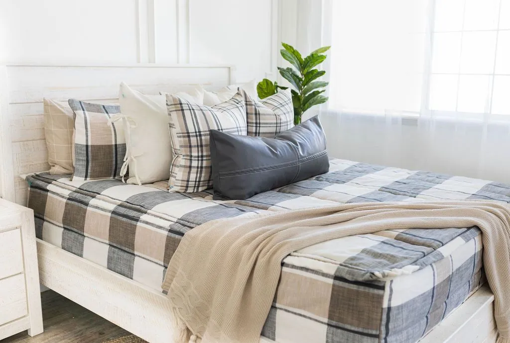 Erin XL Lumbar Pillow Cover