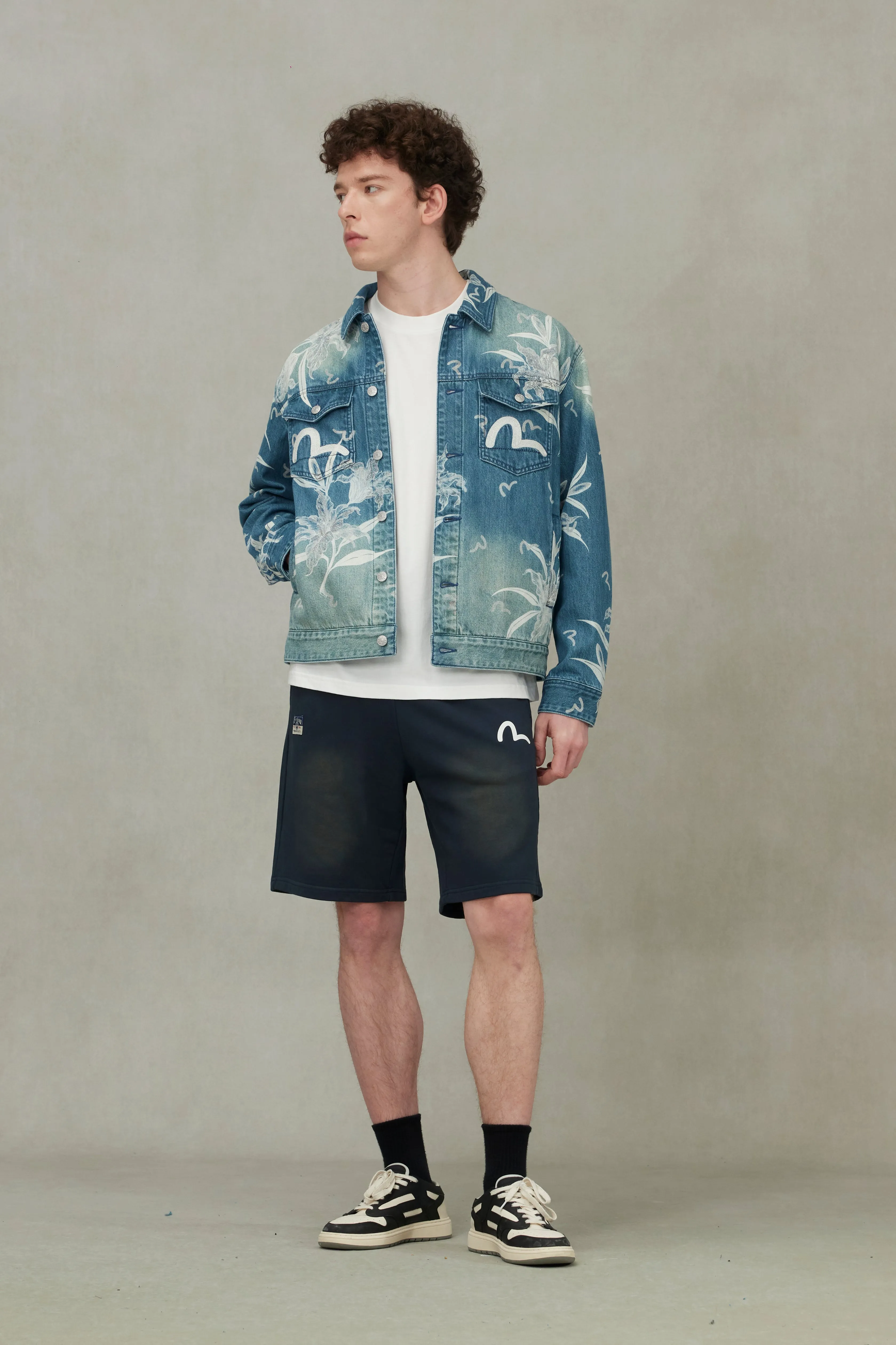 Floral and Seagull Embroidery Relax Fit Denim Jacket