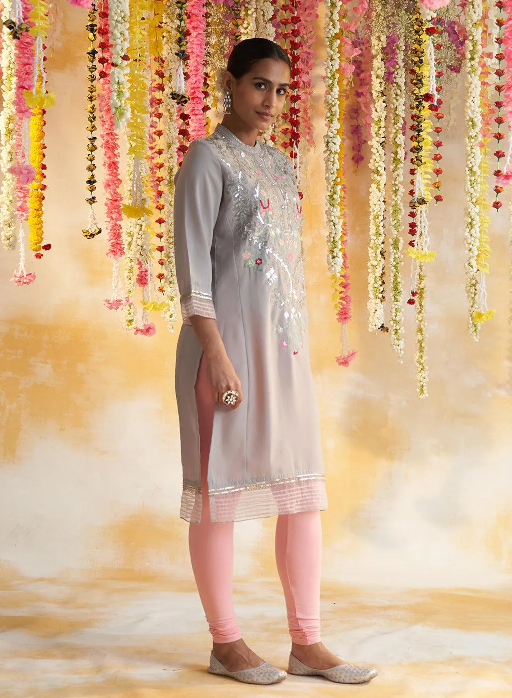 Glacier Grey Kurta With Embroidery