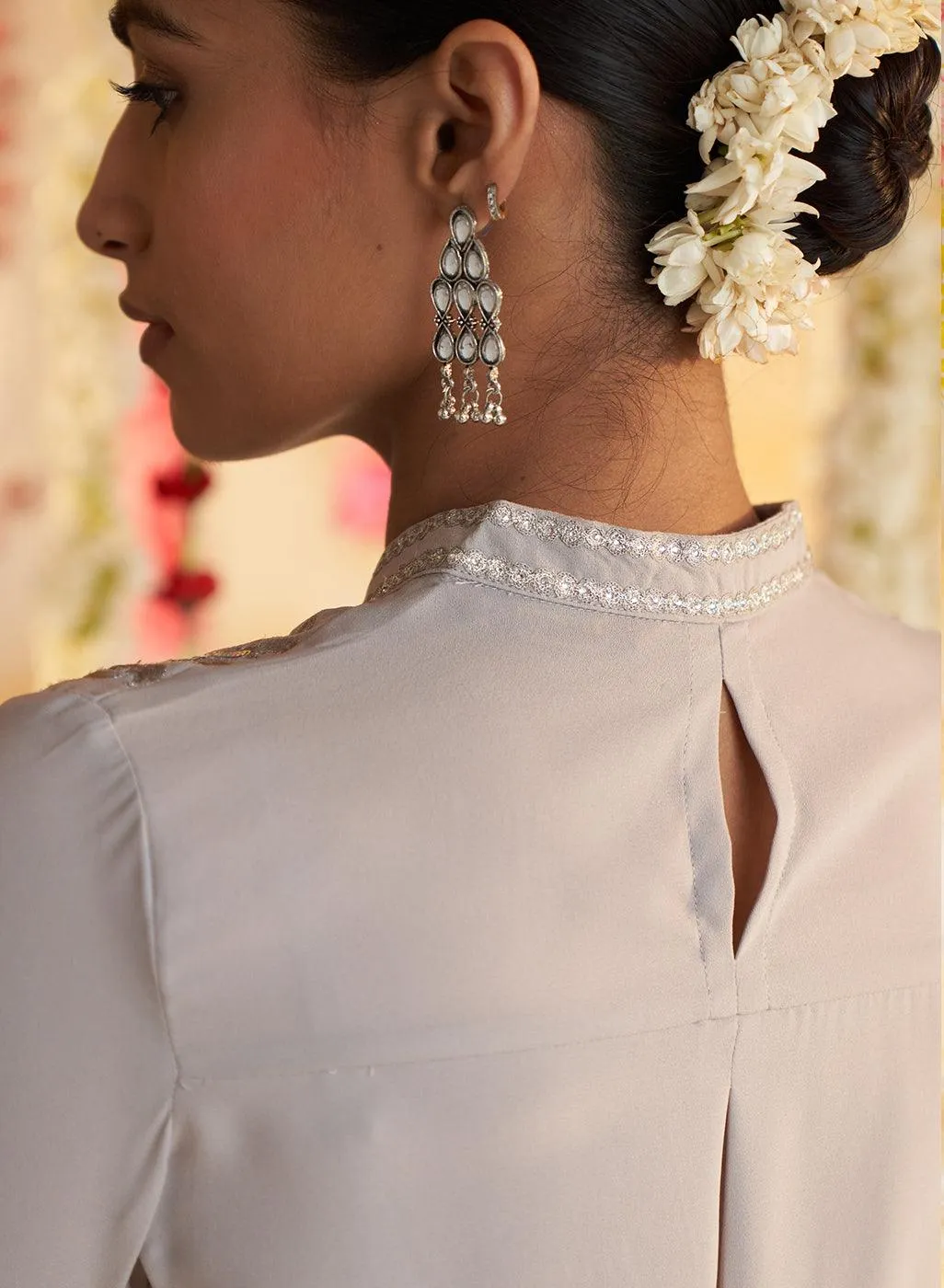 Glacier Grey Kurta With Embroidery