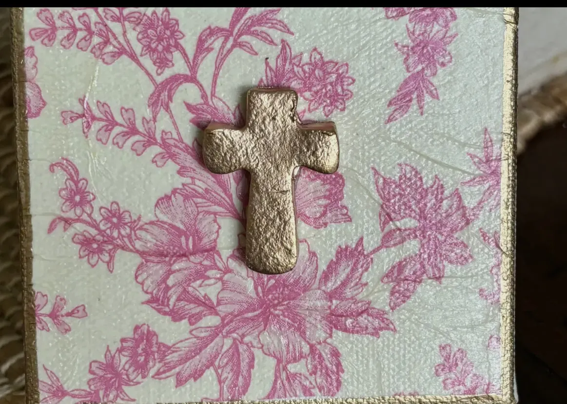 Gold gilded cross with fabric canvas