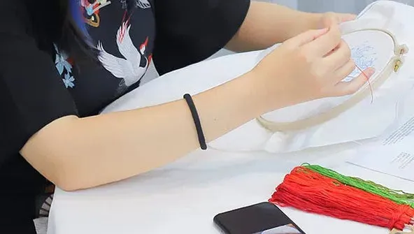 Thread Painting Mountain View DIY Hand Embroidery Kit 20cm
