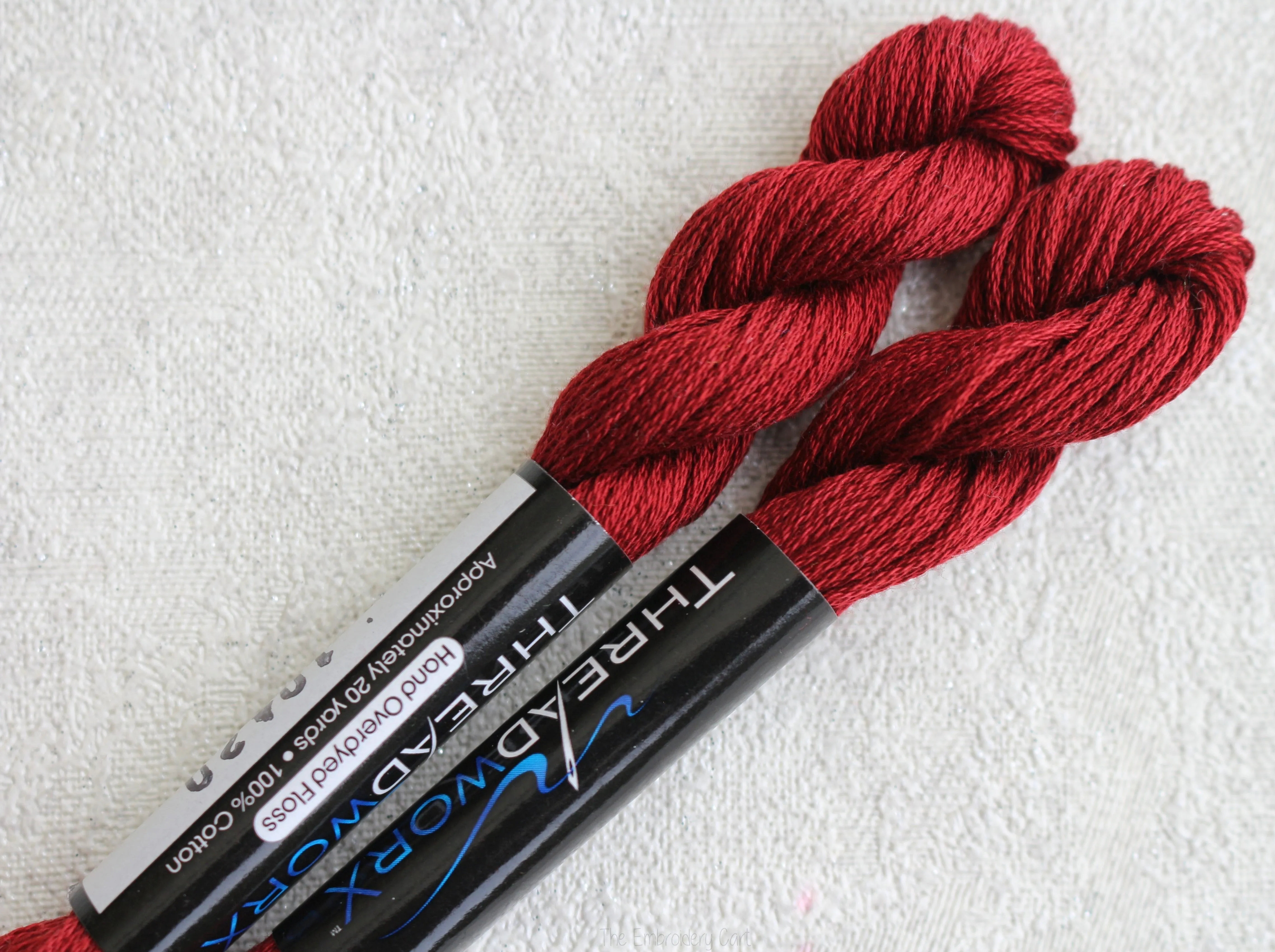 ThreadworX Red Velvet 10420 - Variegated Embroidery Thread